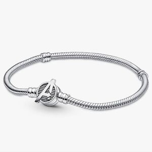 Authentic Pandora Moments Marvel The Avengers Logo Clasp Snake Chain Bracelet